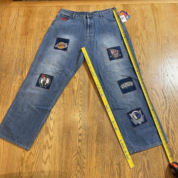 Unk Embroidered Basketball Patch Jeans NBA Team Logos Size 40 x 33 NWT Vtg Y2K - Picture 2 of 16